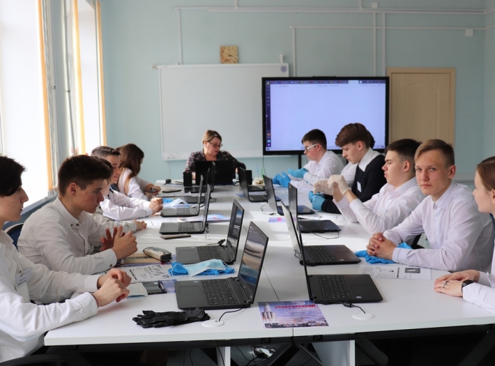 БОУ ОО «СОЗВЕЗДИЕ ОРЛА» ОБЪЯВЛЯЕТ НАБОР УЧАЩИХСЯ В 10 КЛАСС ПО ТЕХНОЛОГИЧЕСКОМУ ПРОФИЛЮ ФИЗИКО- МАТЕМАТИЧЕСКОЙ НАПРАВЛЕННОСТИ НА 2021-2022 УЧЕБНЫЙ ГОД